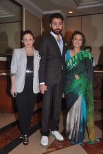 Imran Khan, Avantika Malik at Satya Paul and Anjana Kuthiala event in Mumbai on 8th April 2012 (203).JPG